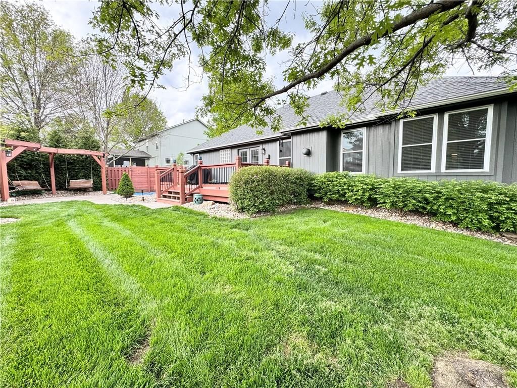 4387 SW Creekview Drive — photo 5