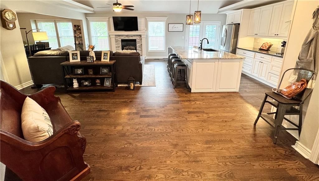 4387 SW Creekview Drive — photo 8