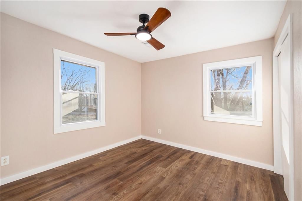 54 N Browning Street — photo 13