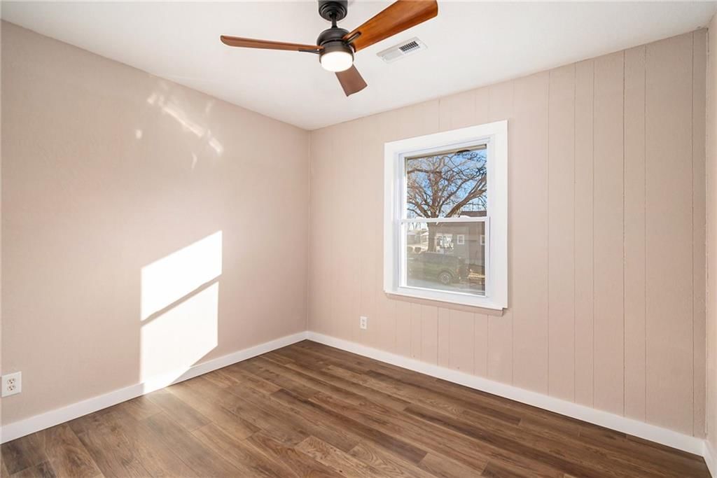 54 N Browning Street — photo 15