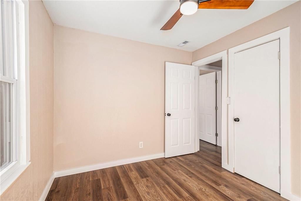 54 N Browning Street — photo 16