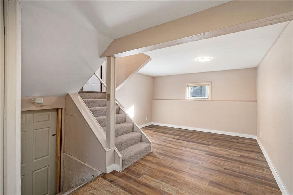 54 N Browning Street — photo 18