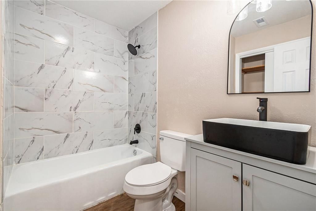 54 N Browning Street — photo 9