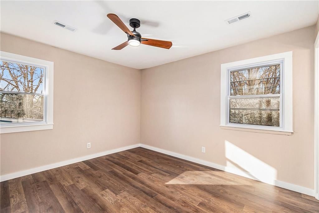 54 N Browning Street — photo 10