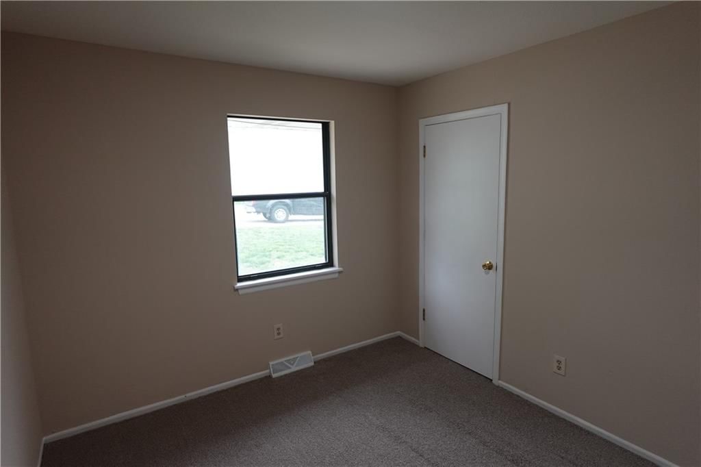 4724 N Oakley Avenue — photo 11