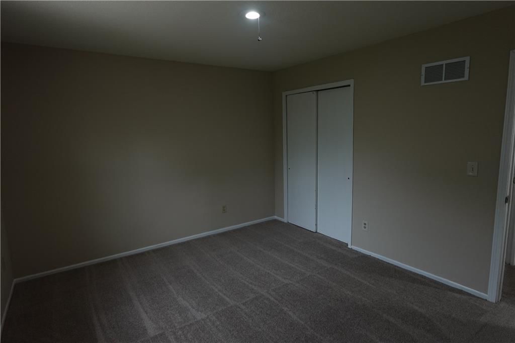 4724 N Oakley Avenue — photo 9