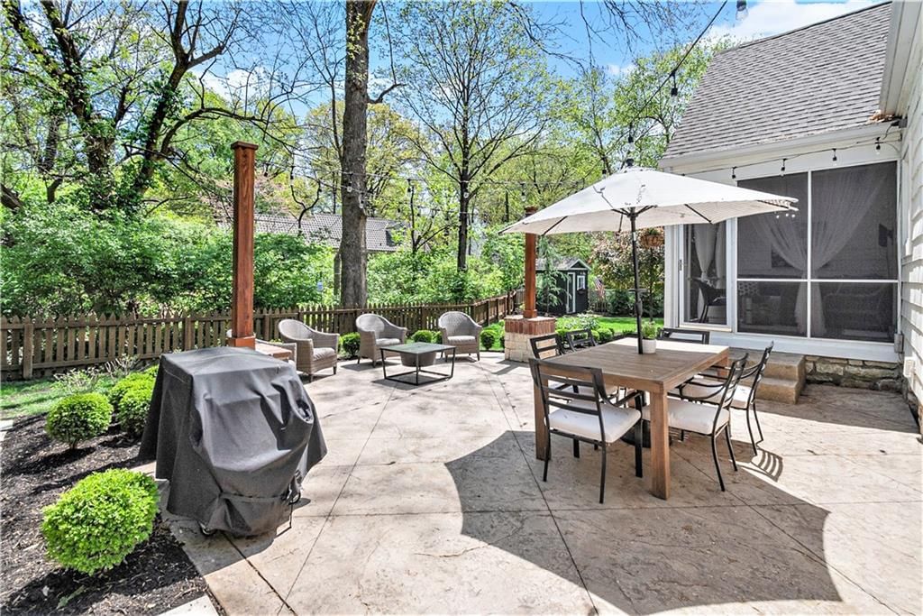 8025 Manor Road — photo 36