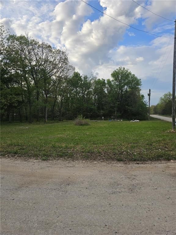 305 & 309 E Sugar Lake Drive — photo 6
