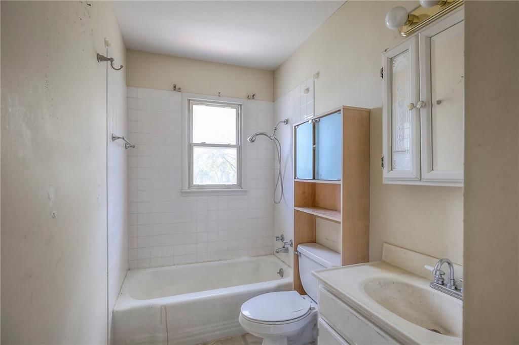 807 Redwood Drive — photo 4