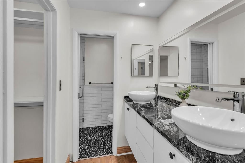 8272 NW Barrybrooke Drive — photo 16