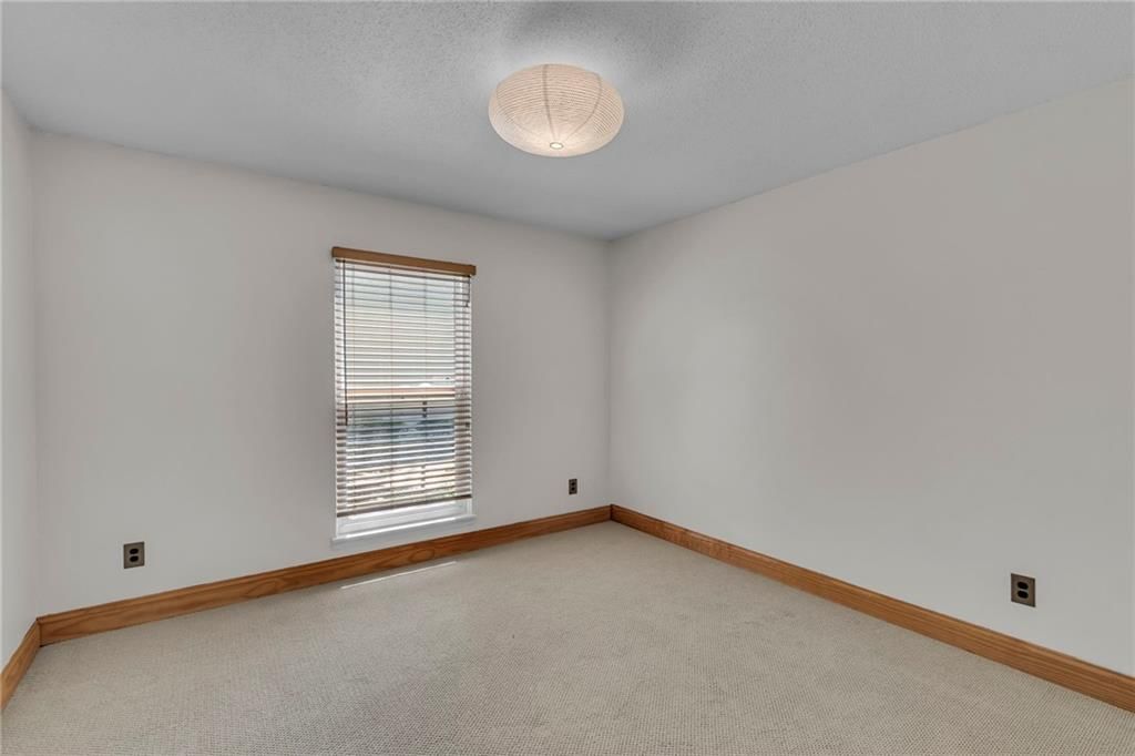 8272 NW Barrybrooke Drive — photo 20
