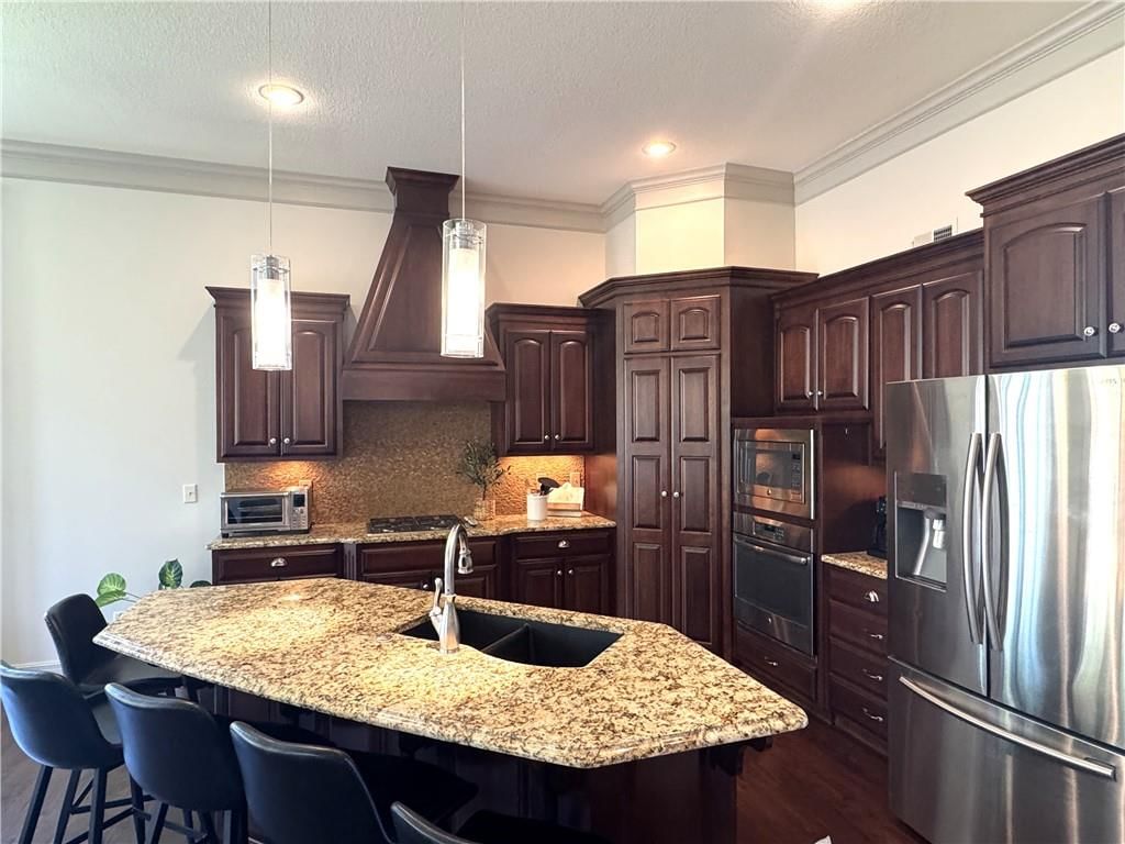 8400 Houston Street — photo 12