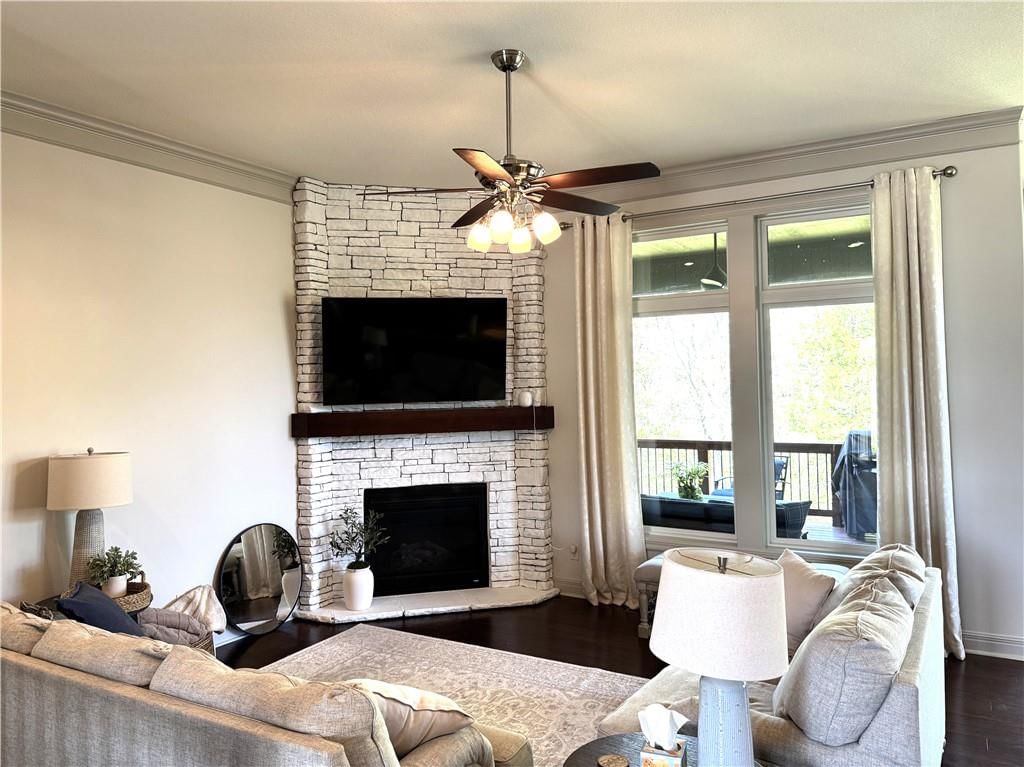 8400 Houston Street — photo 6