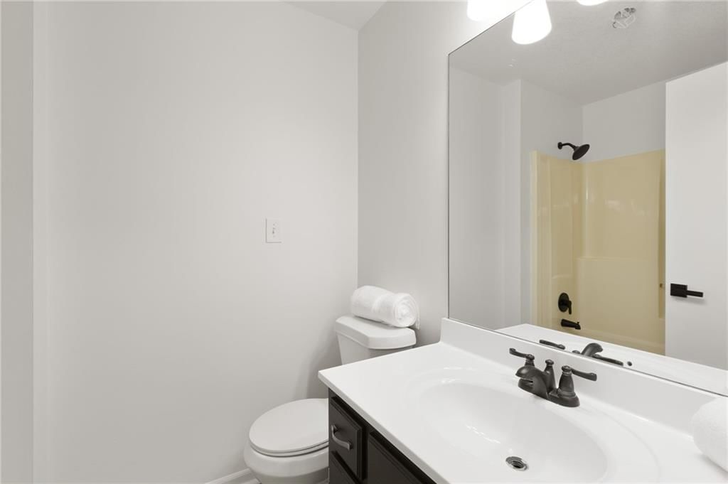 412 Front Street — photo 16