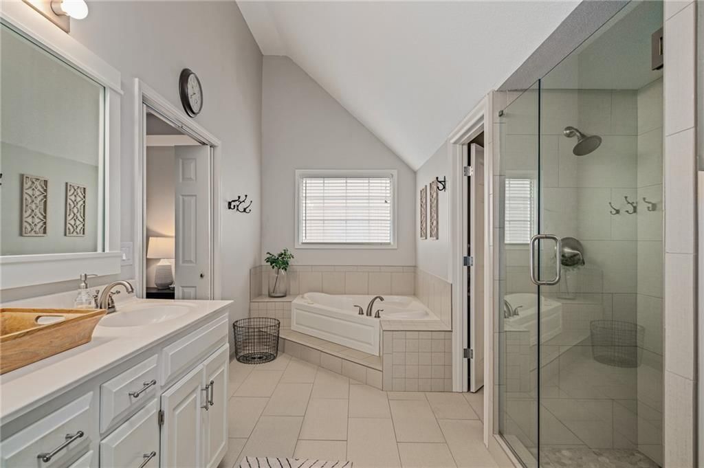 11203 W 116th Terrace — photo 17