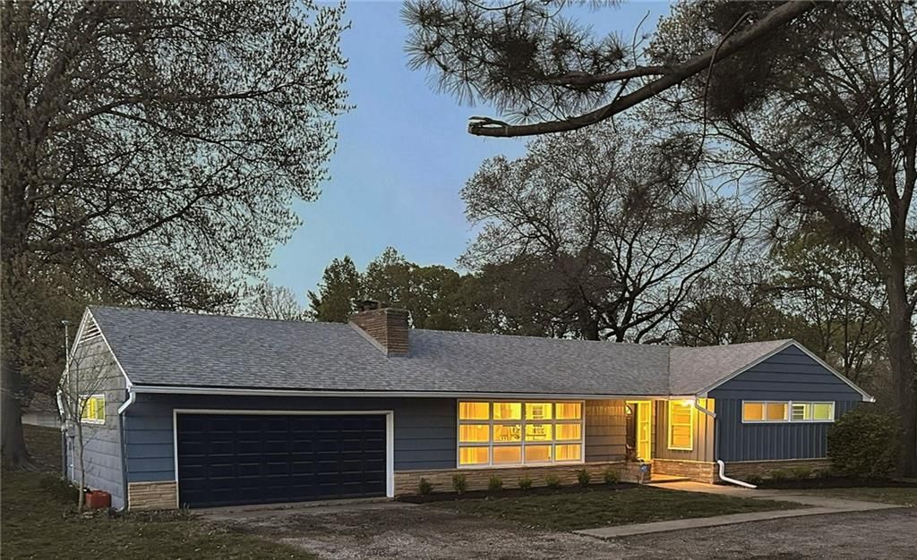 5806 NW Valley Road — photo 3