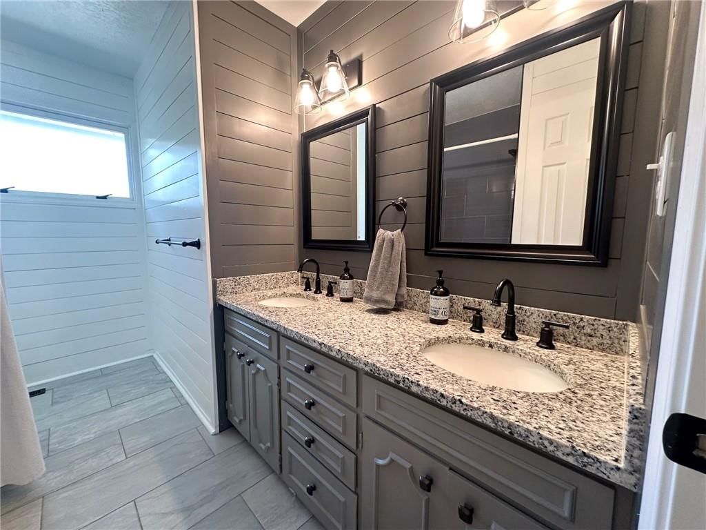 5806 NW Valley Road — photo 31