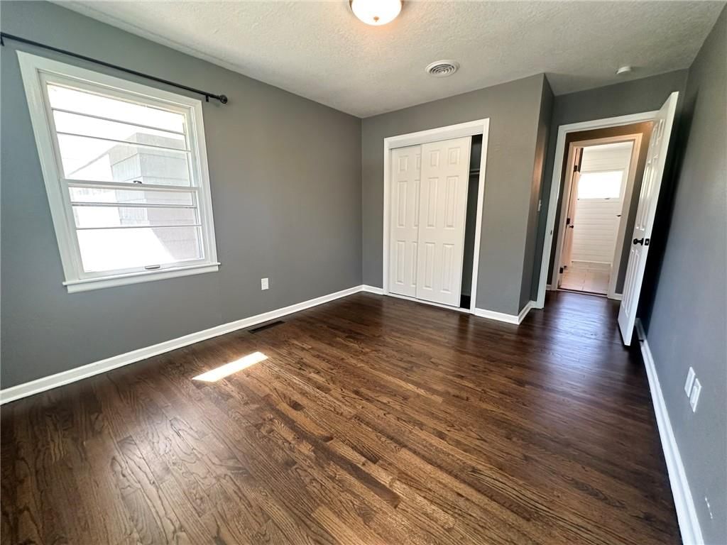 5806 NW Valley Road — photo 35