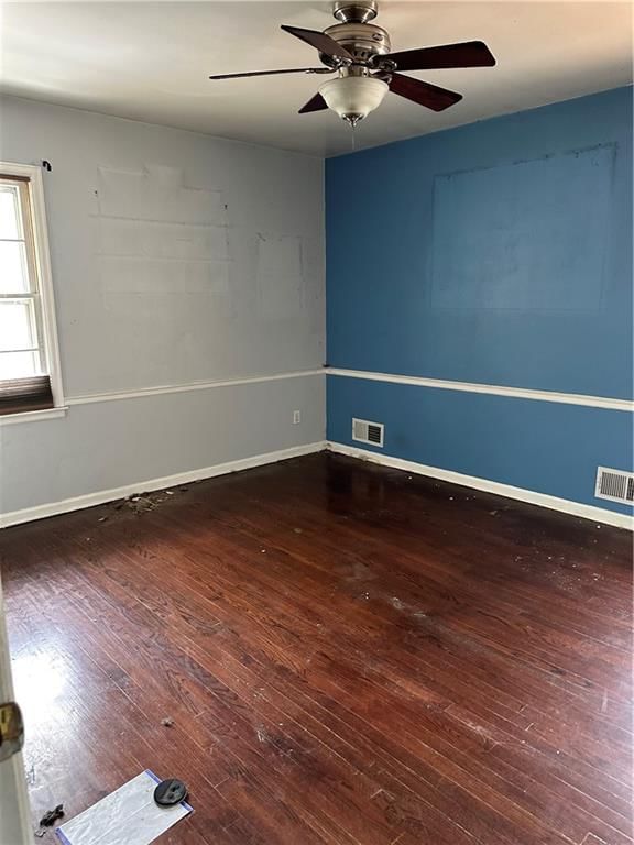 8838 Sleepy Hollow Road — photo 14
