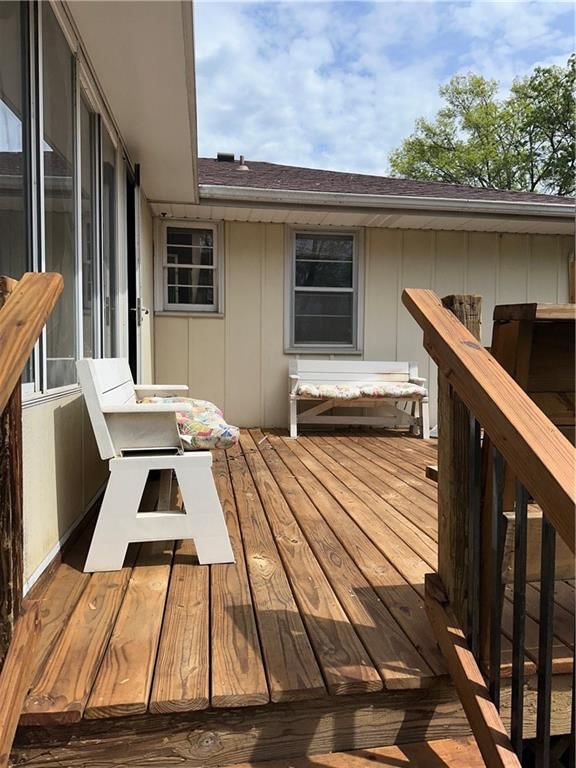8838 Sleepy Hollow Road — photo 23