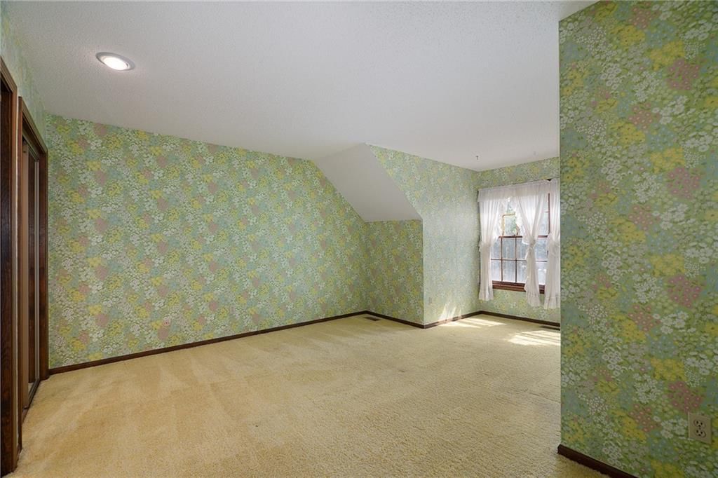 11631 Kenwood Avenue — photo 16