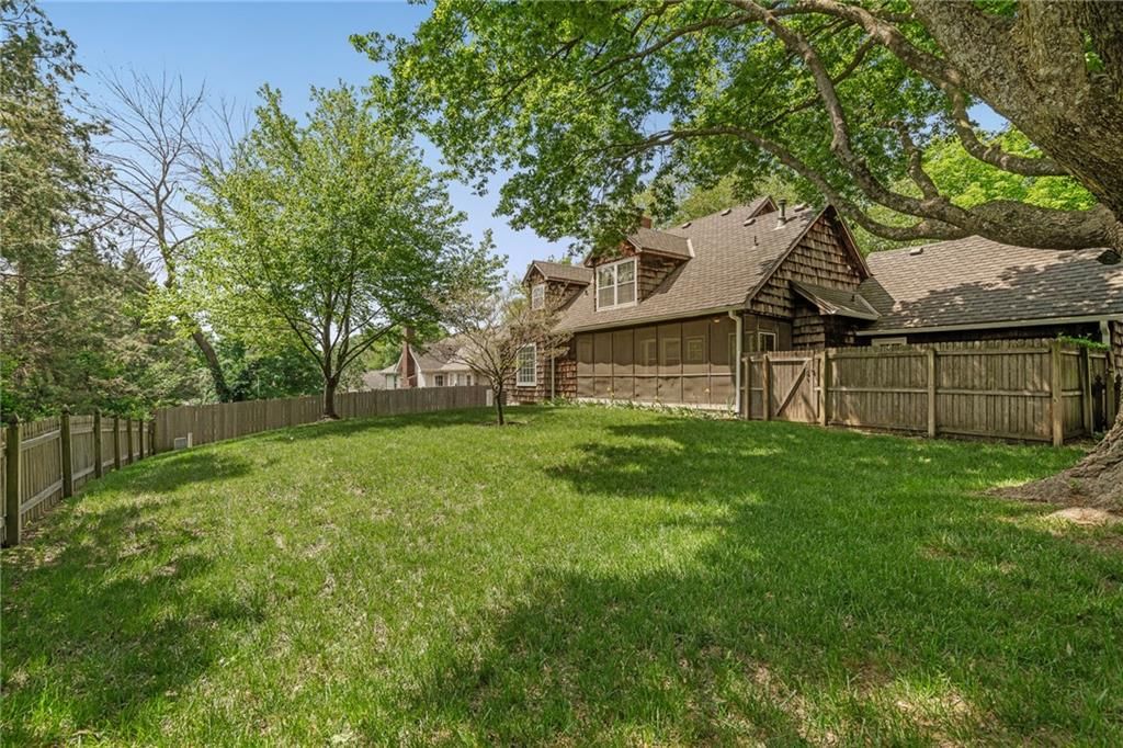 11631 Kenwood Avenue — photo 22