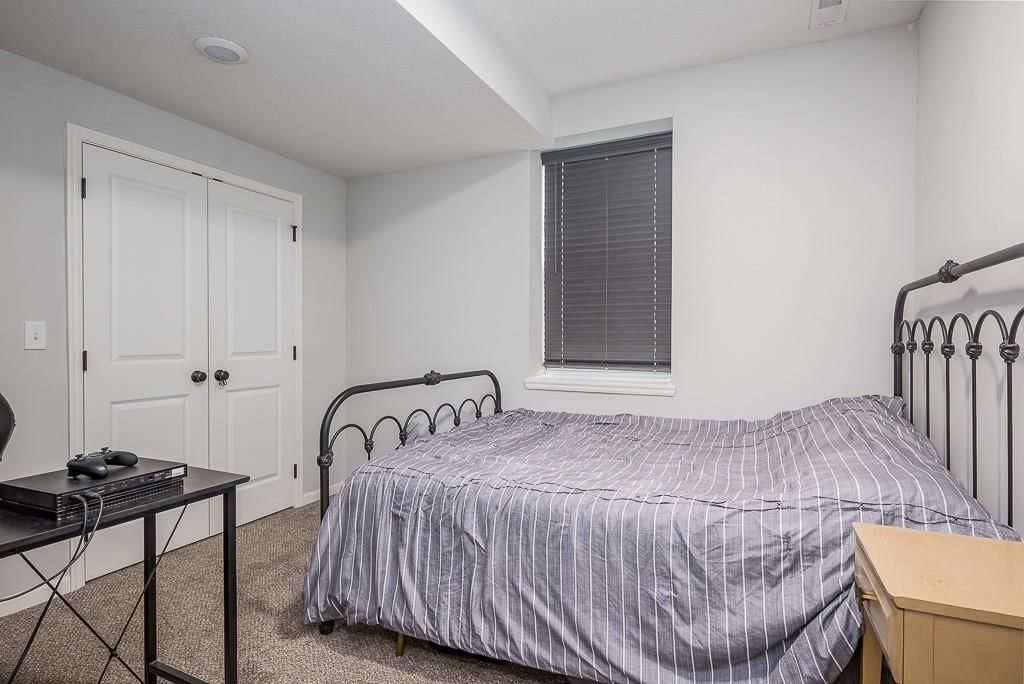 900 N Willow Court — photo 21
