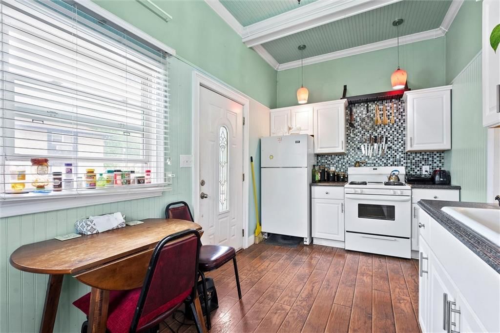 510 E Park Street — photo 21