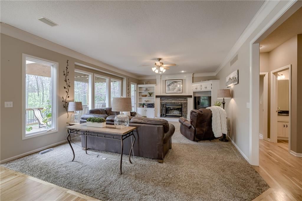 7615 Schweiger Street — photo 14