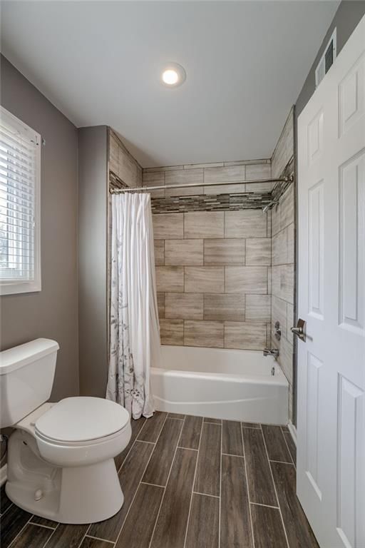 7615 Schweiger Street — photo 34
