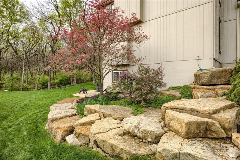 7615 Schweiger Street — photo 46