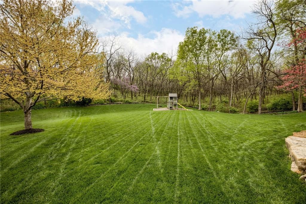 7615 Schweiger Street — photo 47