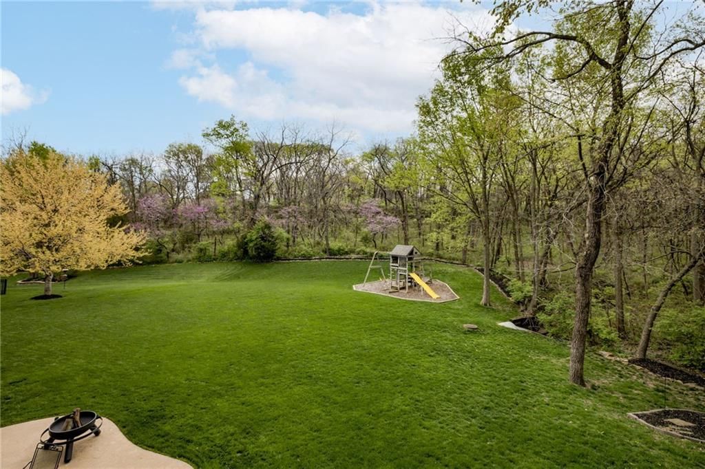 7615 Schweiger Street — photo 48
