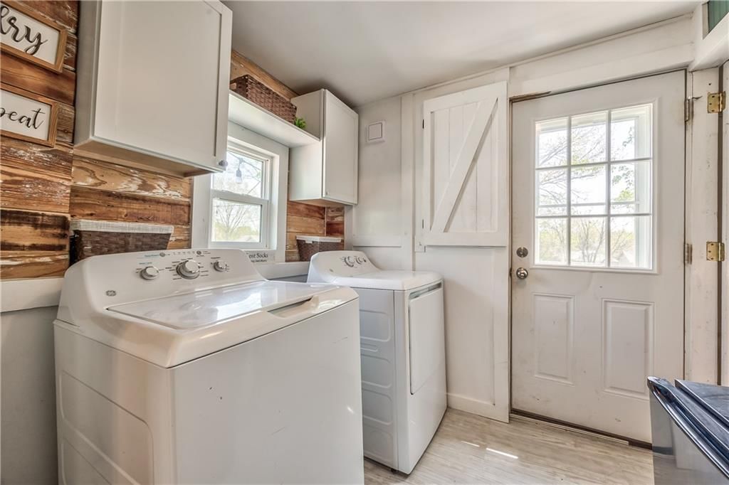 110 E Osage Street — photo 18