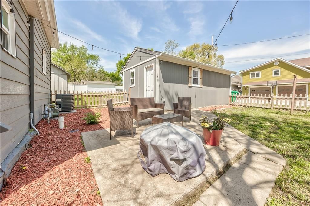 110 E Osage Street — photo 7