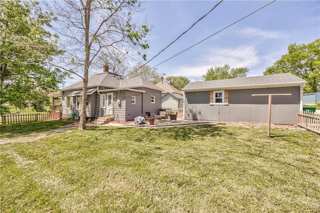110 E Osage Street — photo 8