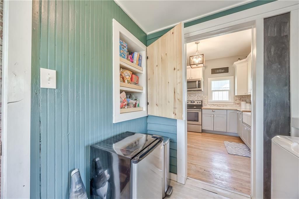 110 E Osage Street — photo 9