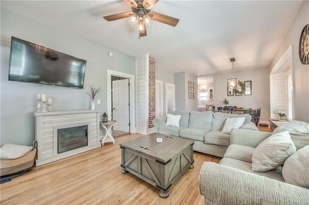 110 E Osage Street — photo 10