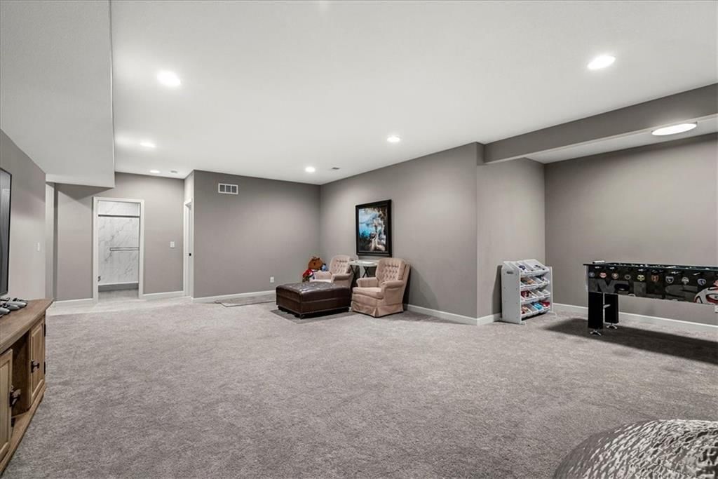 21410 W 189th Terrace — photo 36