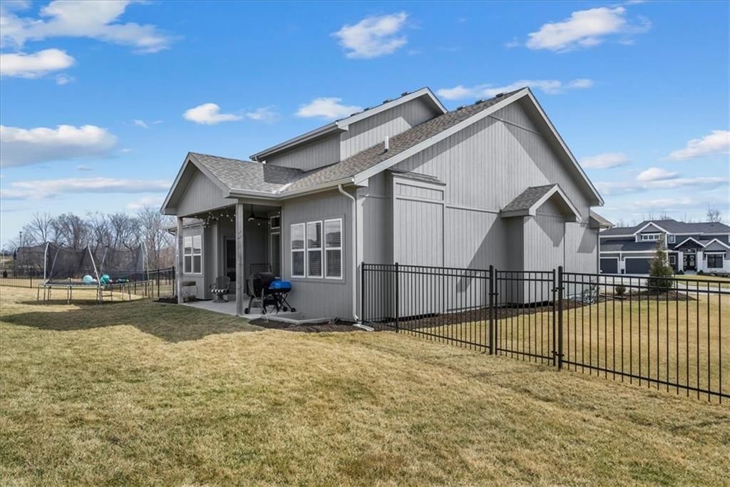 21410 W 189th Terrace — photo 43