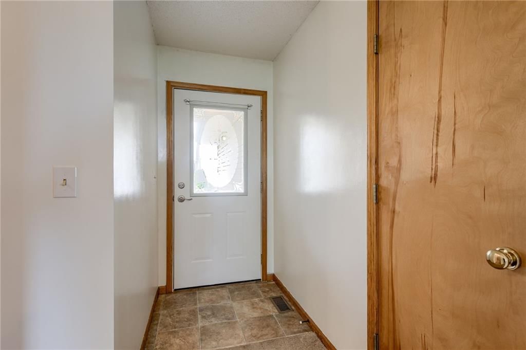 121 S Pelham Path — photo 2