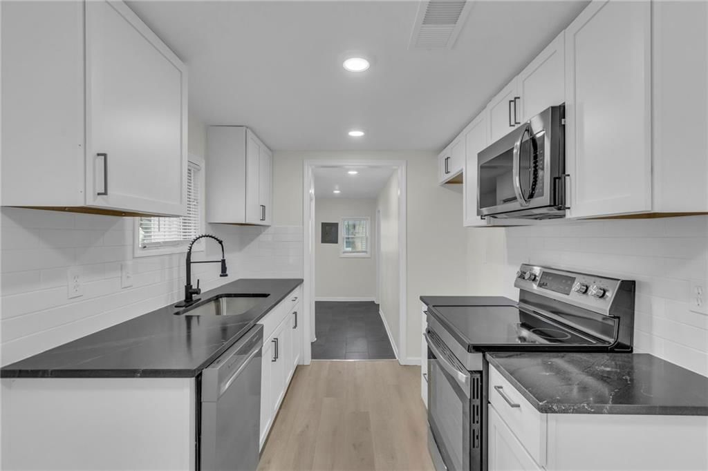 17116 Chula Vista Drive — photo 11