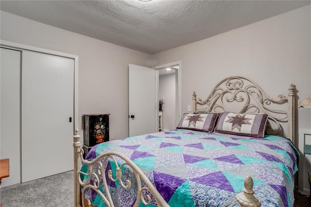 610 S Beech Street — photo 11
