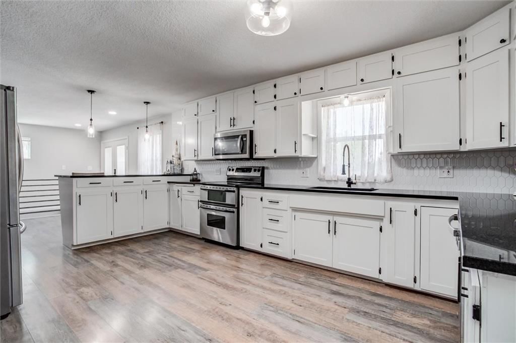 610 S Beech Street — photo 15