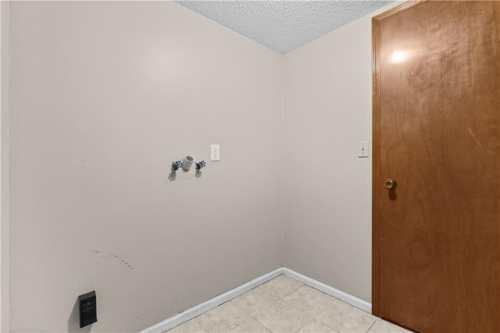20108 E Blue Mills Court — photo 17