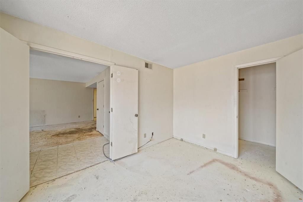 12661 W 110th Terrace — photo 12