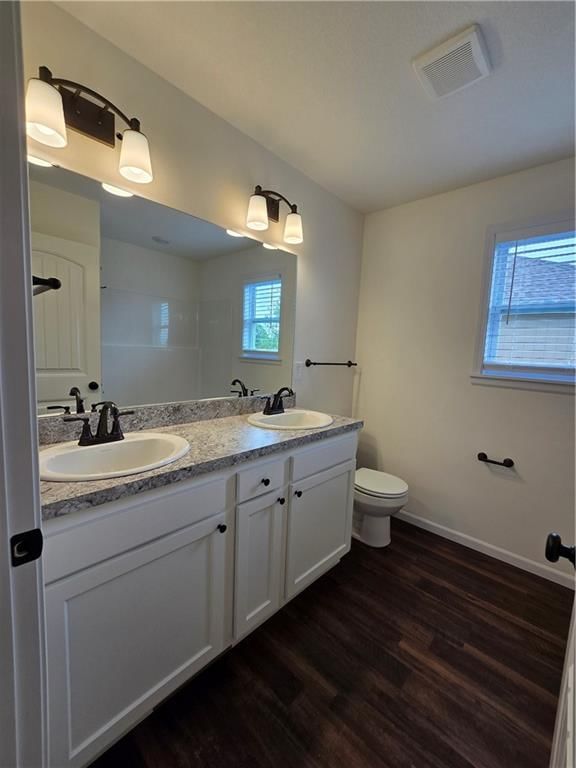1608 Bluestem Drive — photo 16