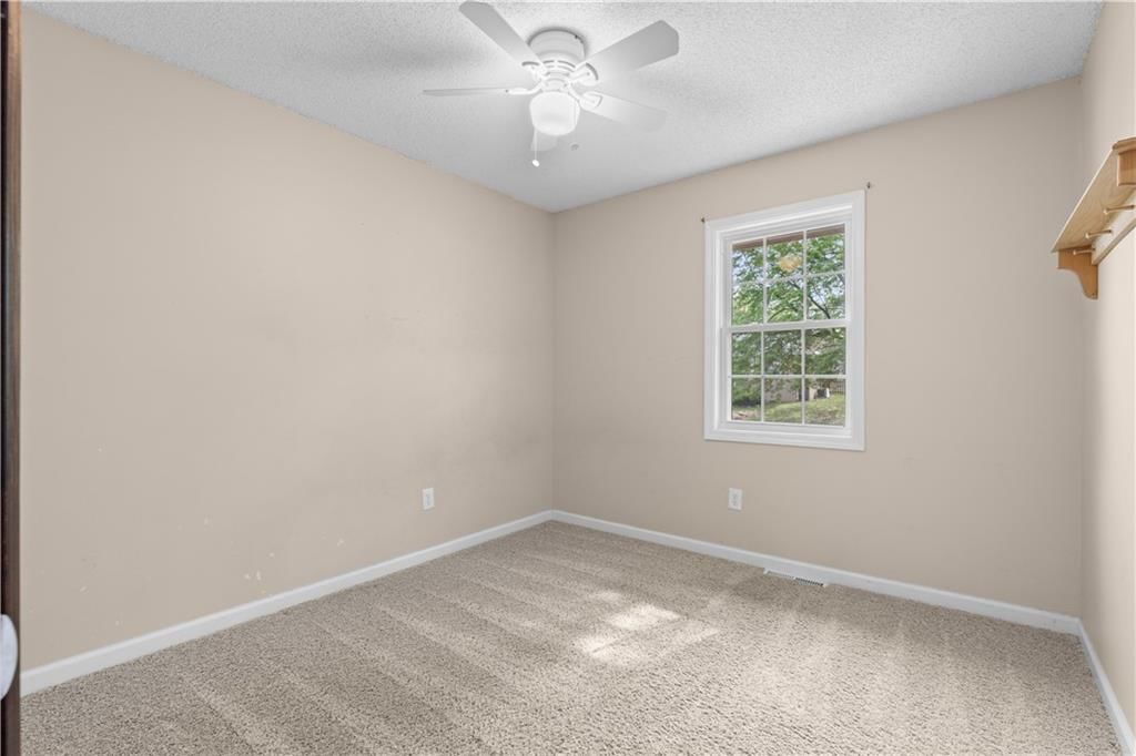 116 SE Flagstone Drive — photo 13