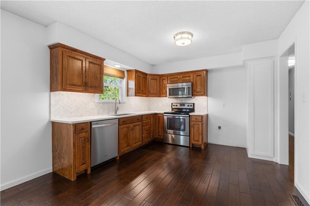 116 SE Flagstone Drive — photo 7