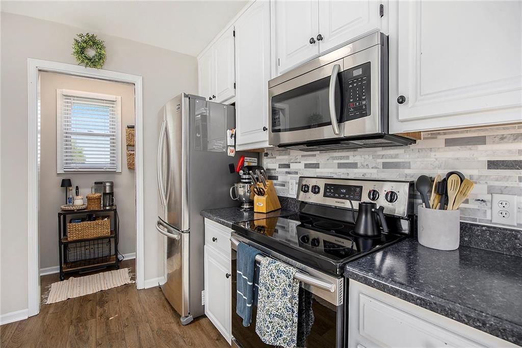 500 Santa Fe Drive — photo 13